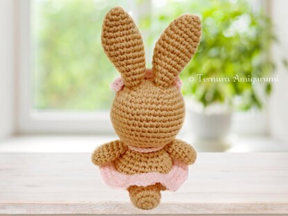 Crochet pattern bunny Mila