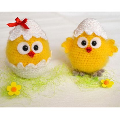 Easter chicken. Crochet chicks. Hatched chicken amigurumi. Chick in eggshell.  Easter project