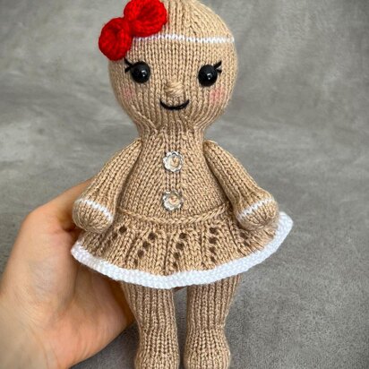 Gi - the gingerbread doll