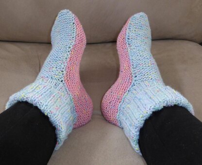 Sydney - 8ply slipper socks