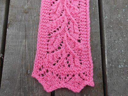 Leaf and Bud Lace Scarf