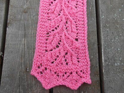 Leaf and Bud Lace Scarf