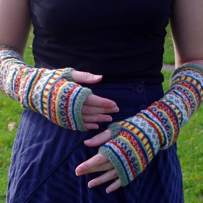 Circus tent arm warmers