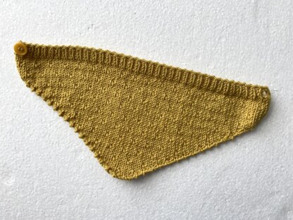 Baby triangle Bib, merino scarf