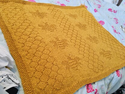 Bumble store bee blanket