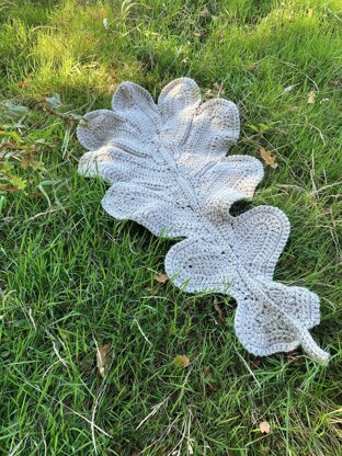 Oak Leaf Blanket