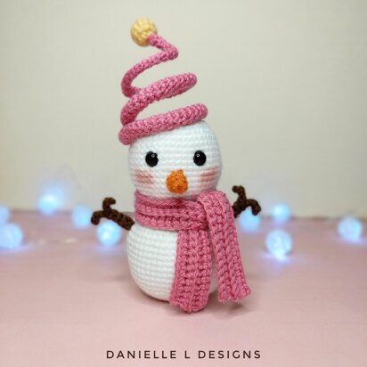 Snowman amigurumi pattern