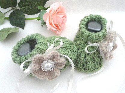 Pattern for Baby Girl Knitted Baby Booties Raya
