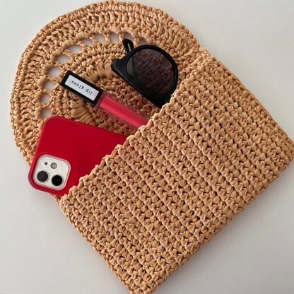 Summer raffia clutch bag