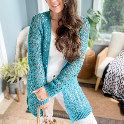 The Staycation Women's Crochet Cardigan Pattern - Free Pattern + tutorial