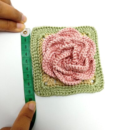 3D Rose Flower Granny Square