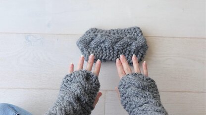 Super Chunky Cable Knit Set