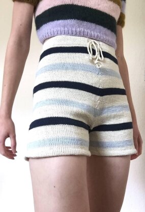 High Waist Stripe Knit Shorts