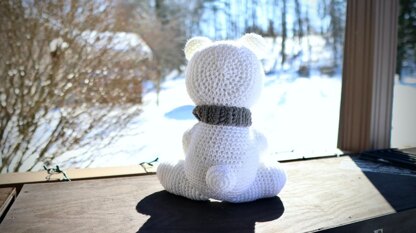 Paul The Polar Bear Amigurumi Pattern