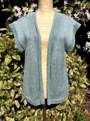 Slouchy Neck-Knot Gilet