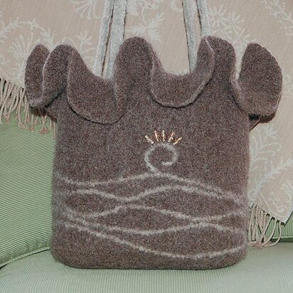 Felted Ruffle Bag to Crochet