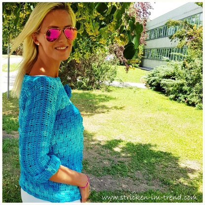 Crochet Vest with Crochet Flower TONDO #2