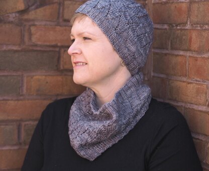 Avalon Skies Cowl