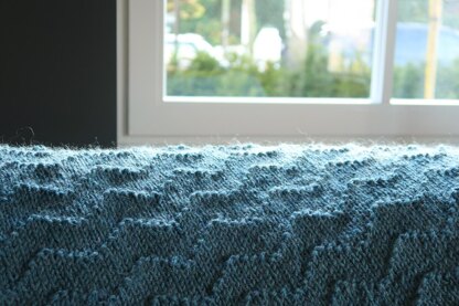 Waves Blanket