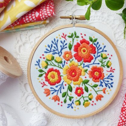 Tamar Colorful Flowers Printed Embroidery Kit - 4in