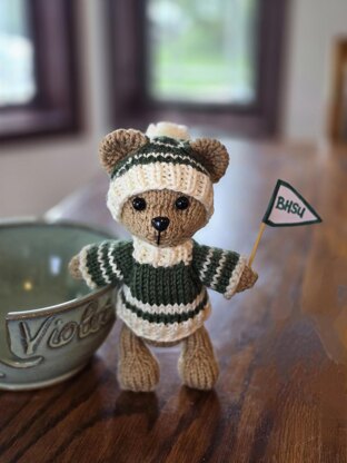 School Spirit Outfit & Bear