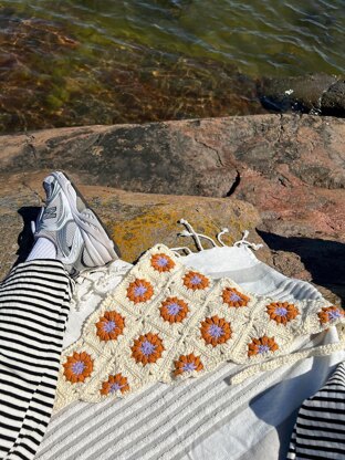Cool Granny Square Bandana