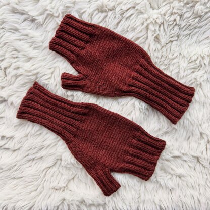 Comfy Cabin Fingerless Mitts