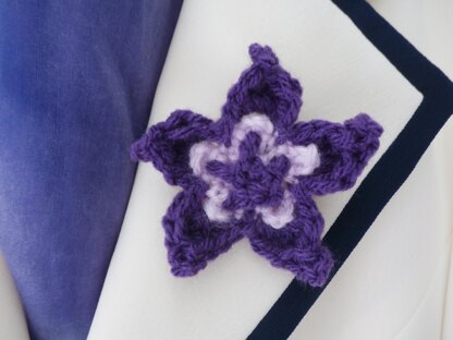 Fabulicious Lymphoma Flower Brooch