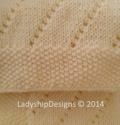 Easy Eyelet Baby Blanket