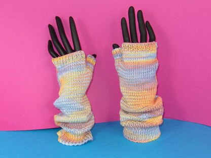 Self Striping Fingerless Slouch Gloves