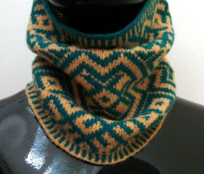 Embroidery Inspired Fair Isle Neck Warmer
