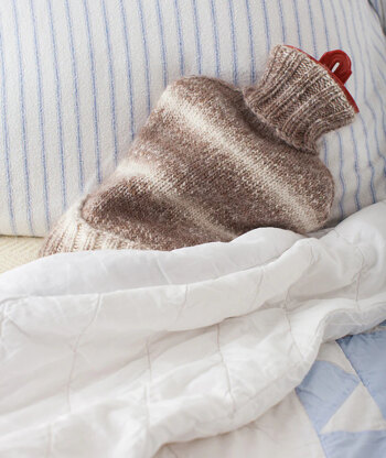 Churchmouse Studio Hot Water Bottle Cozy in Rowan Kid Classic/Classic Elite Eco Duo PDF