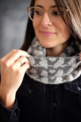 Lovebirds Cowl