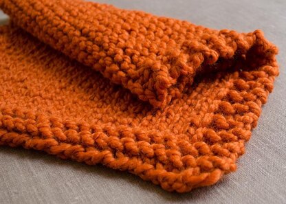 FRAME - Chunky Knit Newborn Blanket
