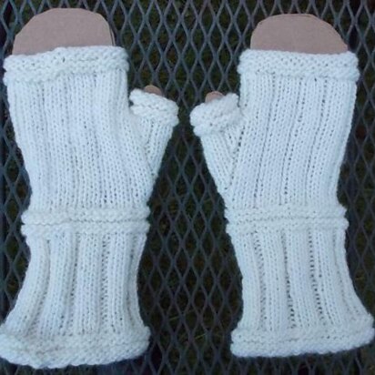 Rib & Welt Gauntlet Mitts