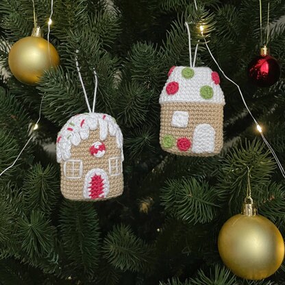 Crochet gingerbread houses pattern Christmas ornament amigurumi decor