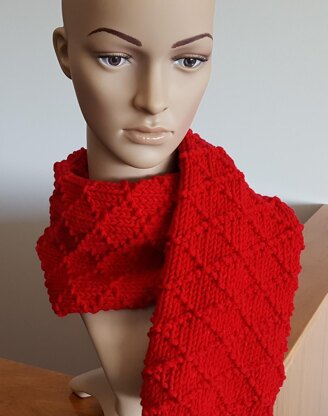 Nicky - diamond stitch scarf or cowl