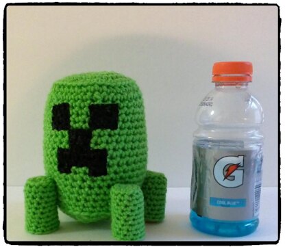 Minecraft Creeper Water Bottle Green