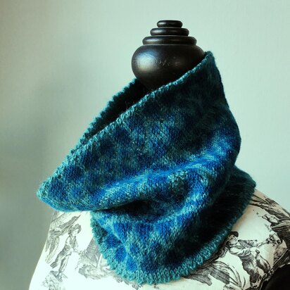 De Morgan Cowl