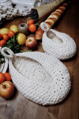 The Kitchen Storage Pouch