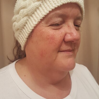 Lynda's Aran Headband - knitting pattern