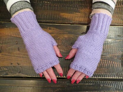 Knit-to-Fit seamless fingerless mittens