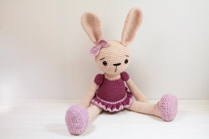Crochet Amigurumi Rabbit Ballerina pattern