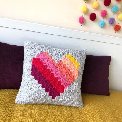 Love Heart c2c Cushion