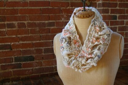 Drop Stitch Cowl in Knit Collage Gypsy Garden