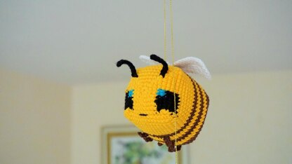 Cube Bee with Little Cube Bee