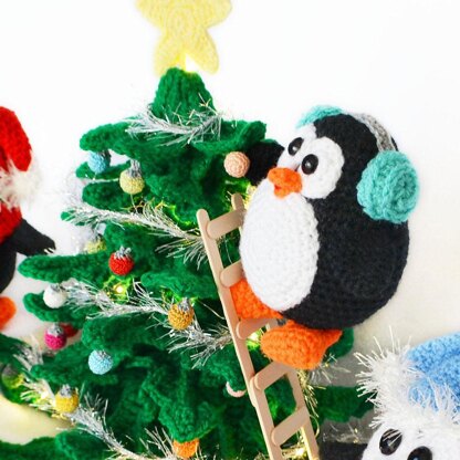 Crochet penguins. Christmas tree. Xmas decoration. Holiday decor