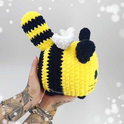 Bee Cat Custome