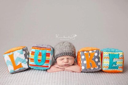 #32 Newborn grey beanie pant set