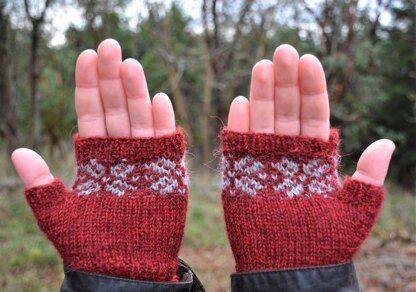 Snowflake Handwarmers